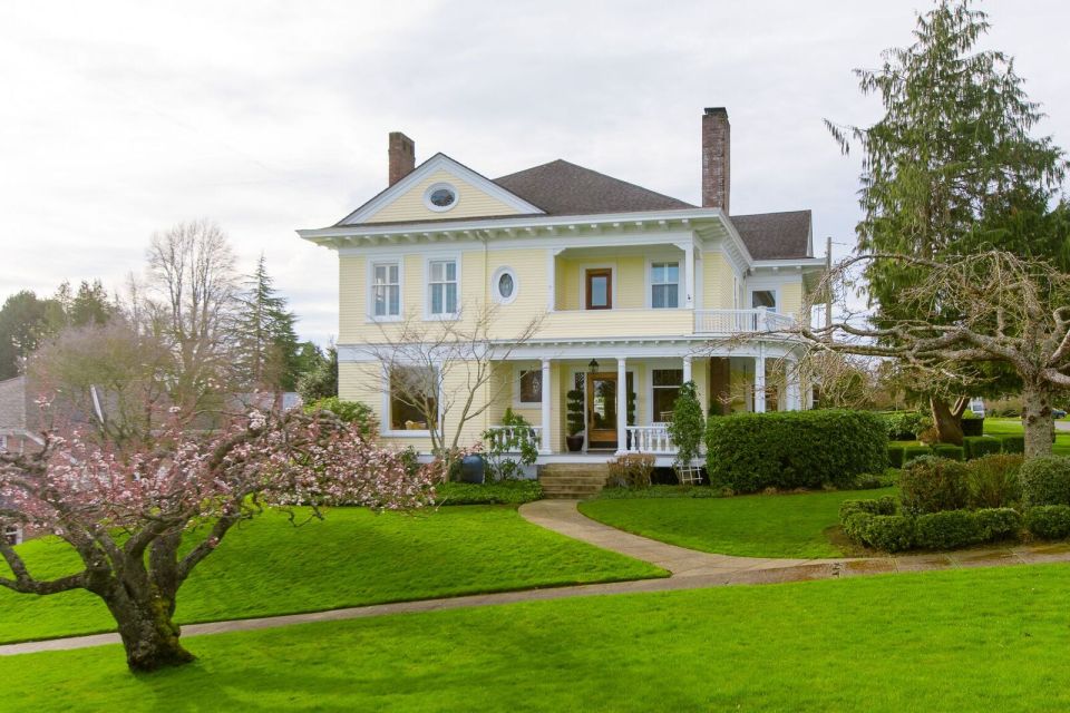 Put this massive Victorian home in Tacoma, Washington, on your list of likes – or dislikes