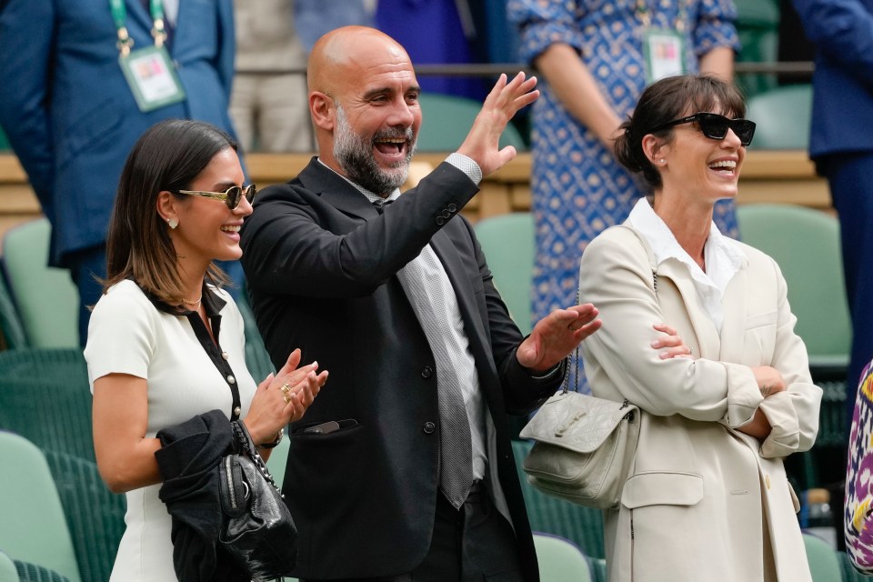 Pep Guardiola with his wife and daughter at a tennis match.