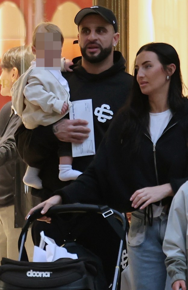 Kyle Walker with his wife and children shopping in Milan.