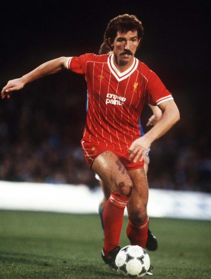 Graeme Souness playing soccer for Liverpool.