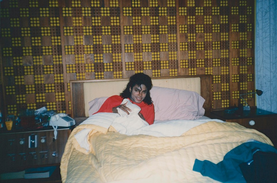 Michael Jackson in bed at Disneyland.