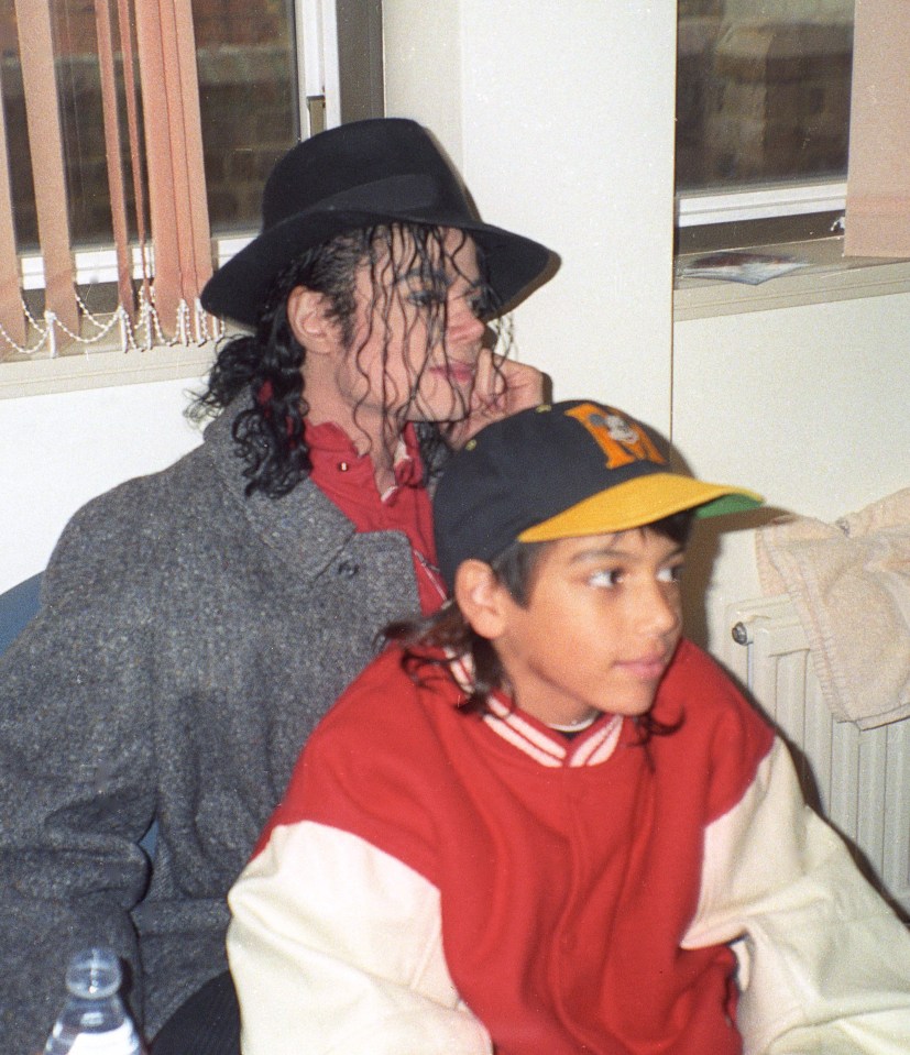 Michael Jackson with Jordan Chandler at a hospital.