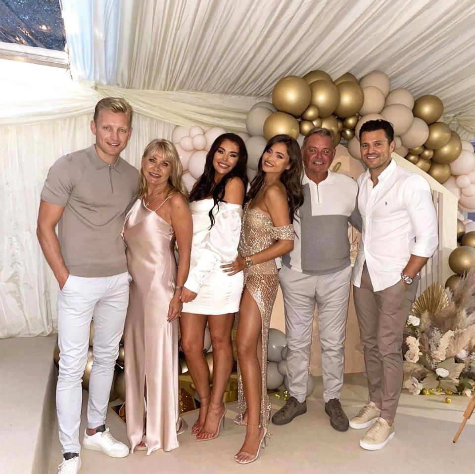 Group photo of Mark Wright's family.