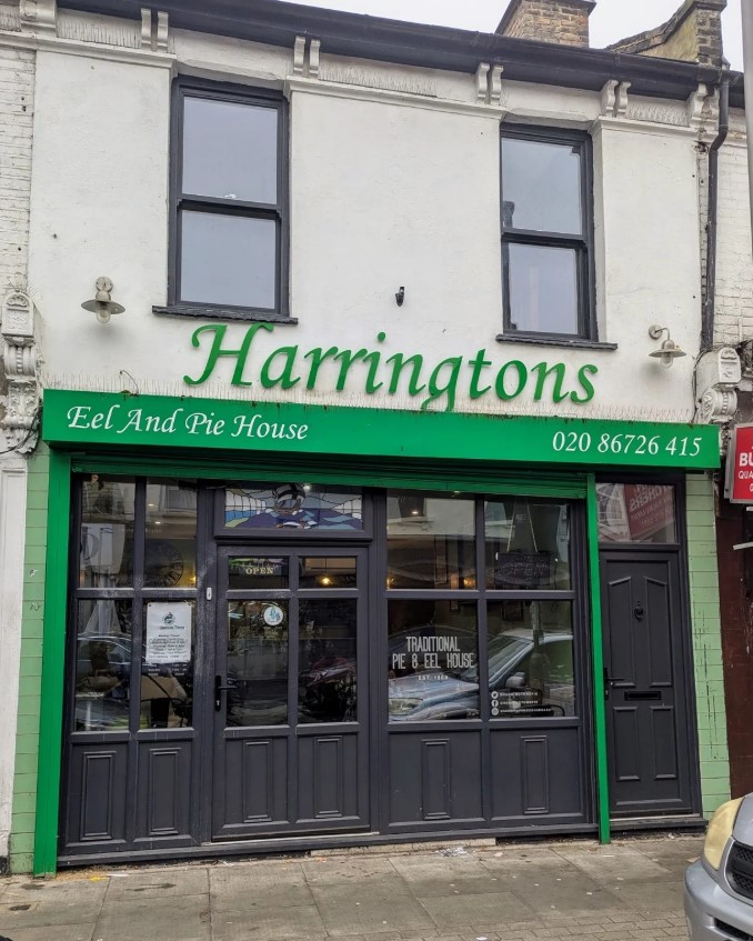 Harrington's Eel and Pie House storefront.