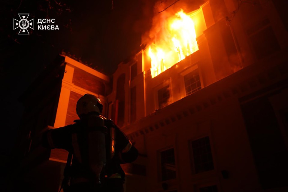 The residential building caught fire as a result of the Russian attack on Kyiv.