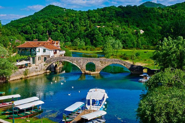 Montenegro, Lake Skadar National Park, village of Rijeka Crnojevica, Stari Most, old bridge