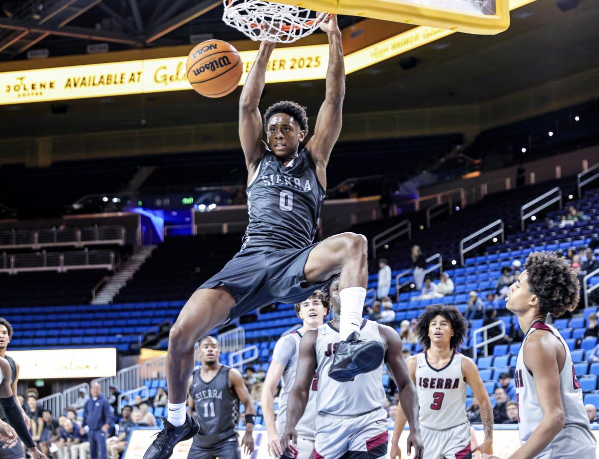 Brandon McCoy of Sierra Canyon had nine dunks and 25 points in win over JSerra.