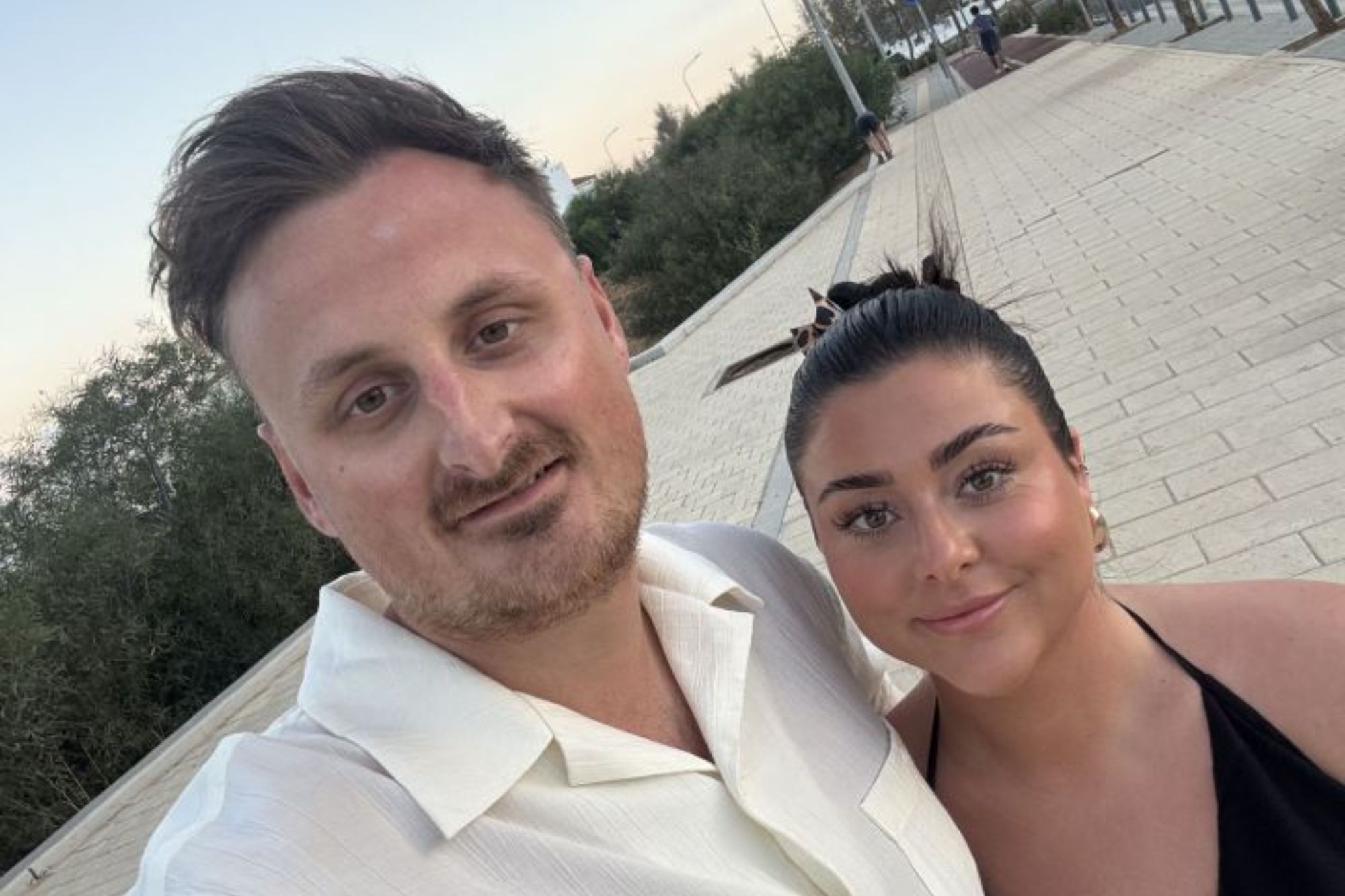 An image collage containing 1 images, Image 1 shows NINTCHDBPICT001039313579