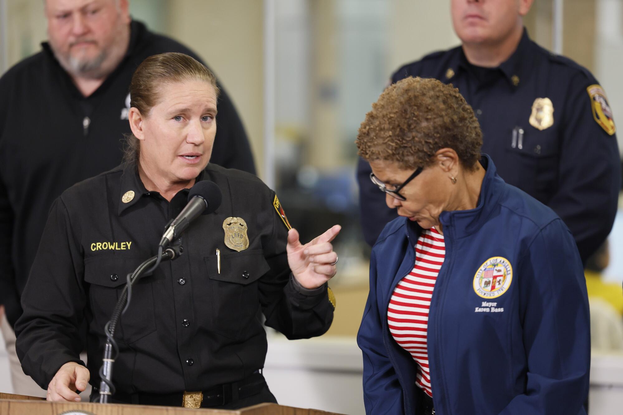 Mayor Karen Bass and then-Fire Chief Kristin Crowley 