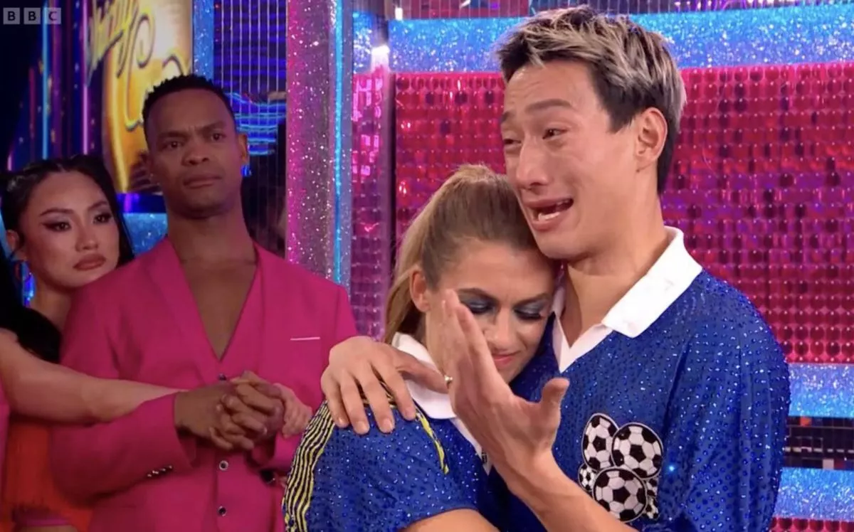 Nancy didn't look impressed as Carlos became emotional