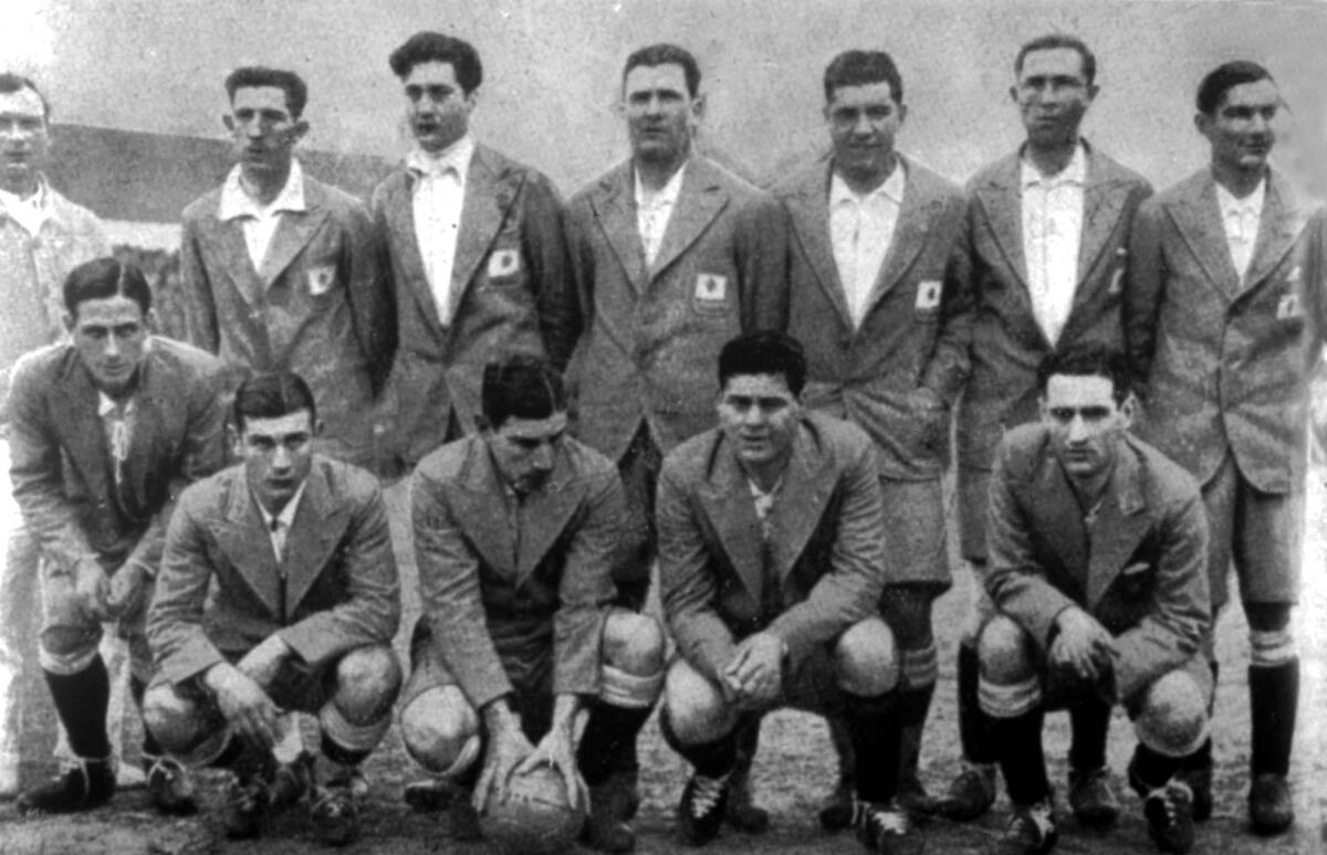 Argentina's soccer team before preparing for the 1930 World Cup final.