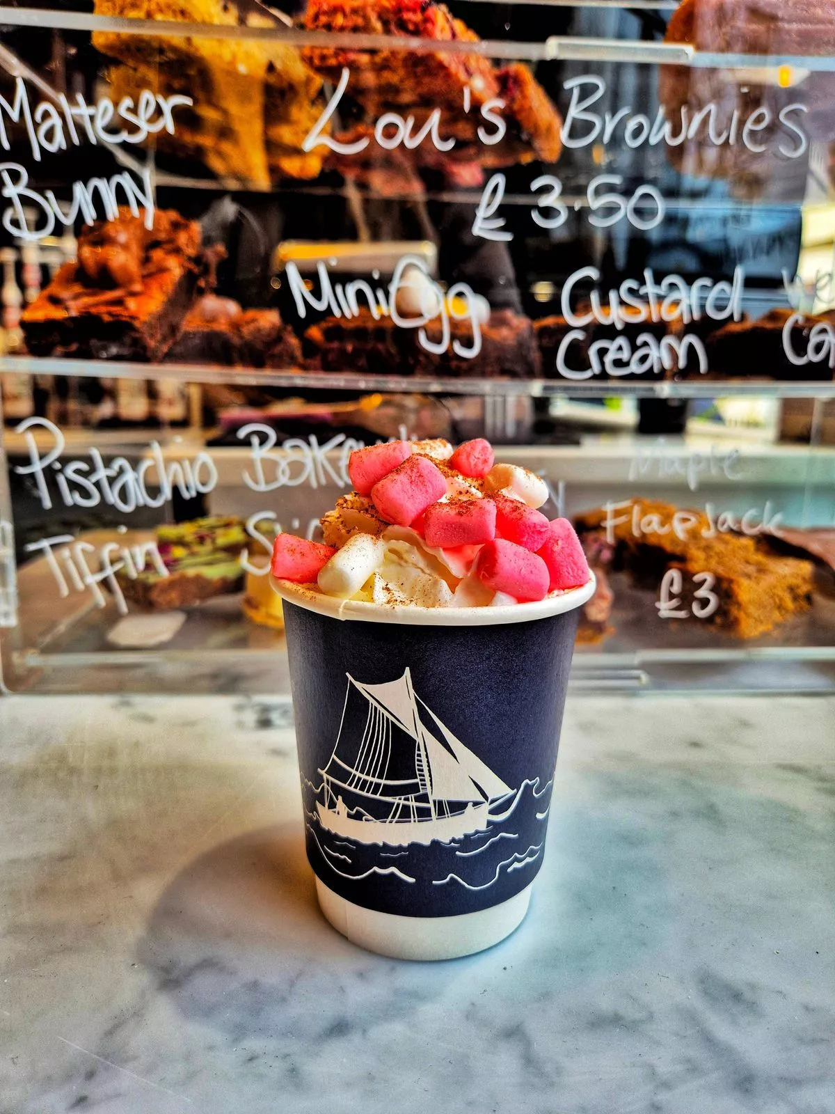 For sweet treats, pop into Môr Tenby, a swish family-run coffee shop and gift sho