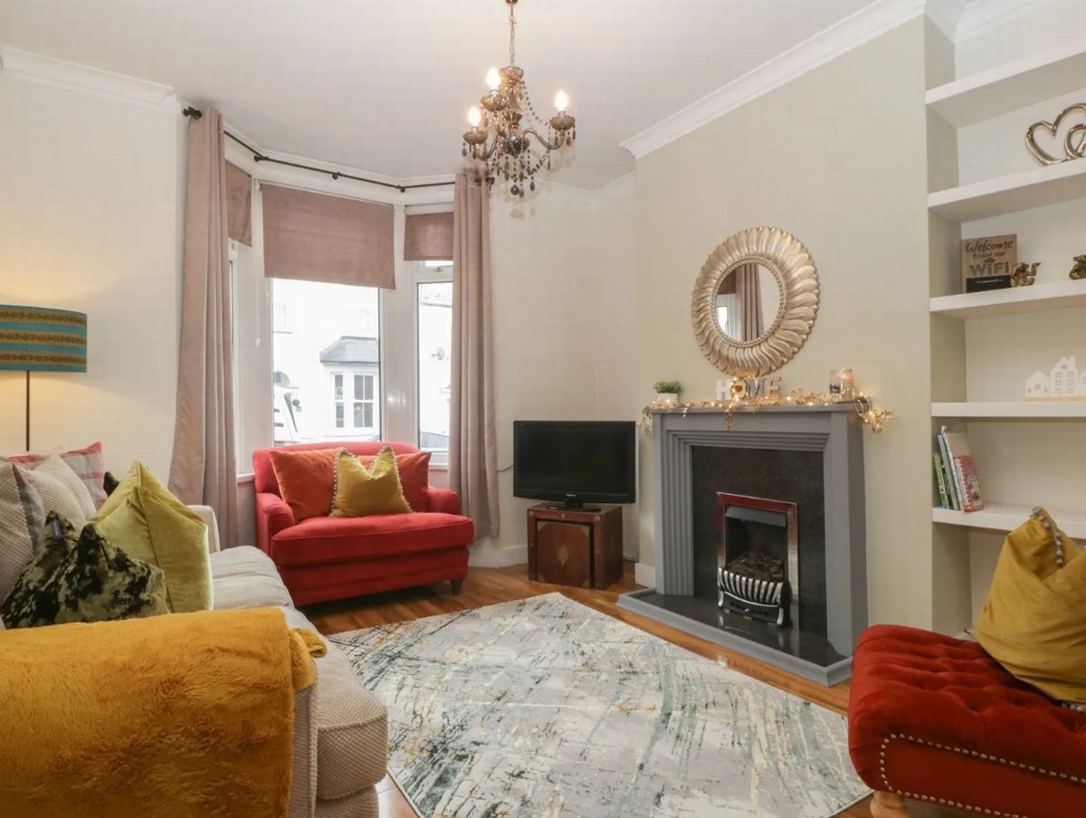 Lush House 
Barry, Vale of Glamorgan