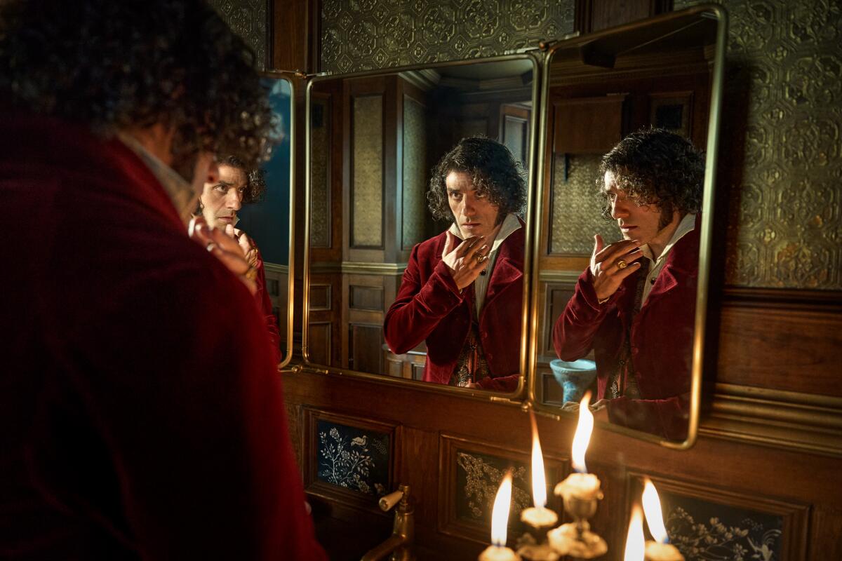 FRANKENSTEIN. Oscar Isaac as Victor Frankenstein in Frankenstein. Cr. Ken Woroner/Netflix © 2025.