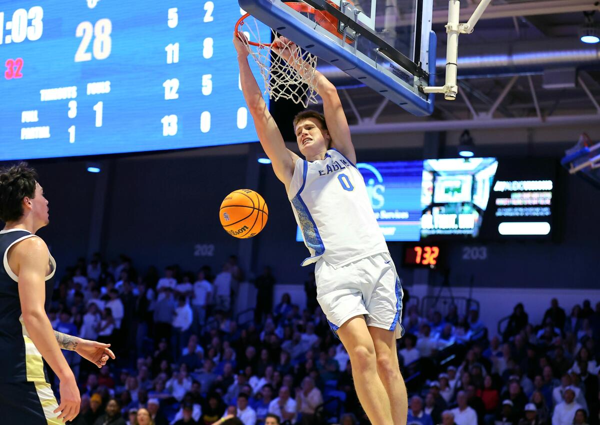 Drew Anderson of Santa Margarita is a former JV player committed to Oregon State.