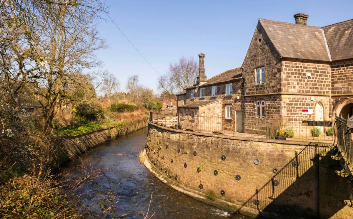 The river Yarrow which runs through the village.