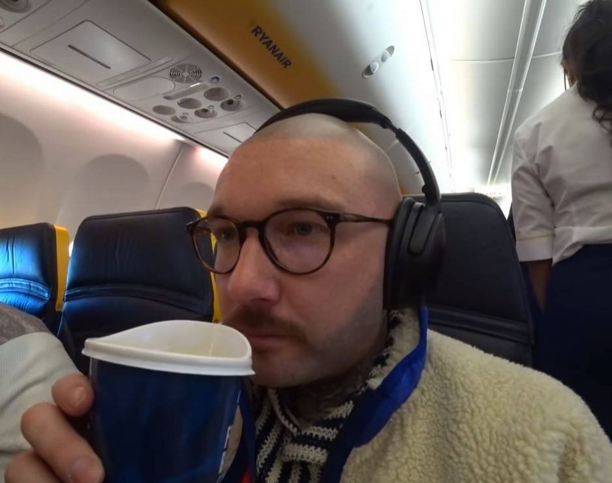 Danny on a Ryanair flight