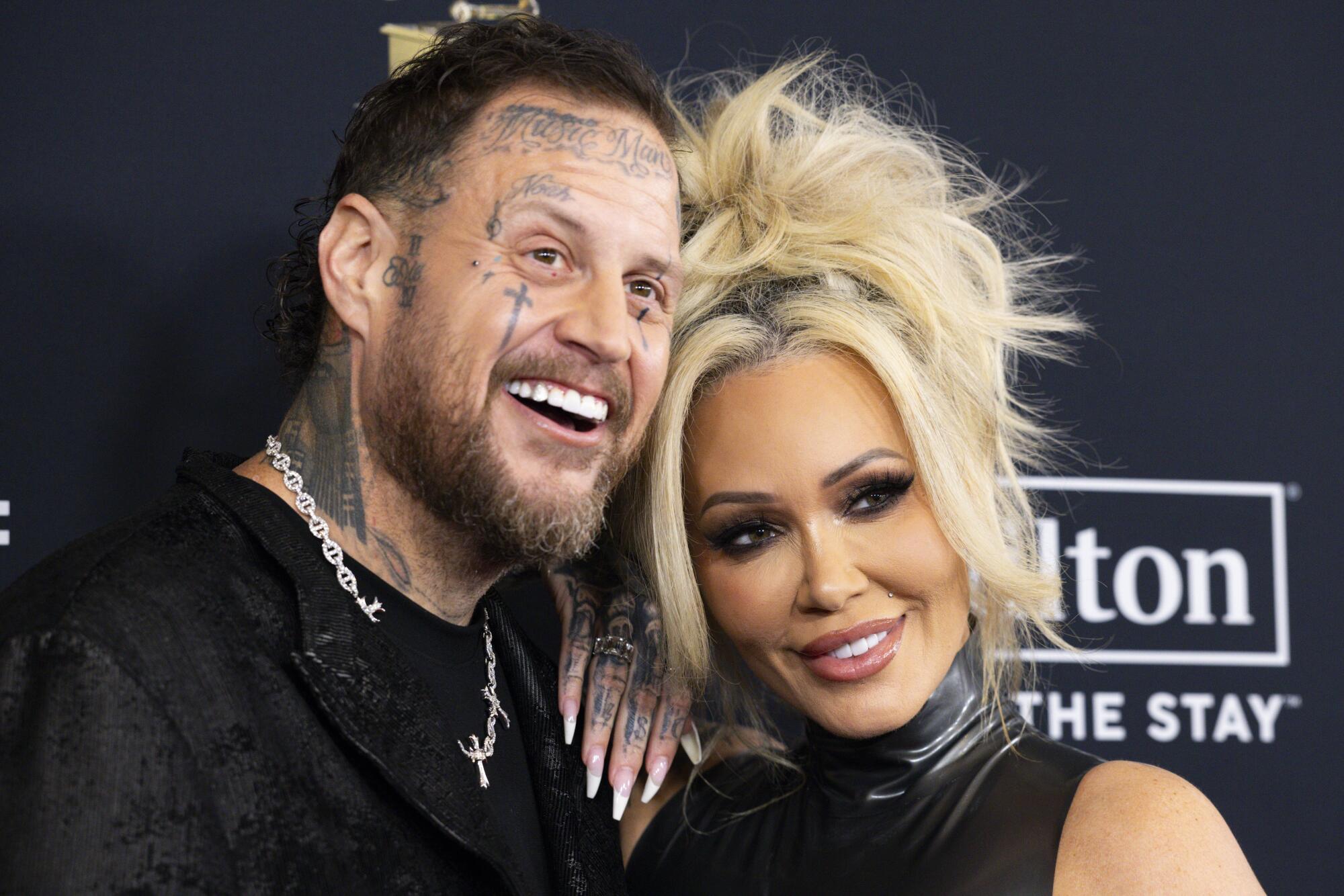 Jelly Roll, left, and Bunnie Xo on the red carpet.